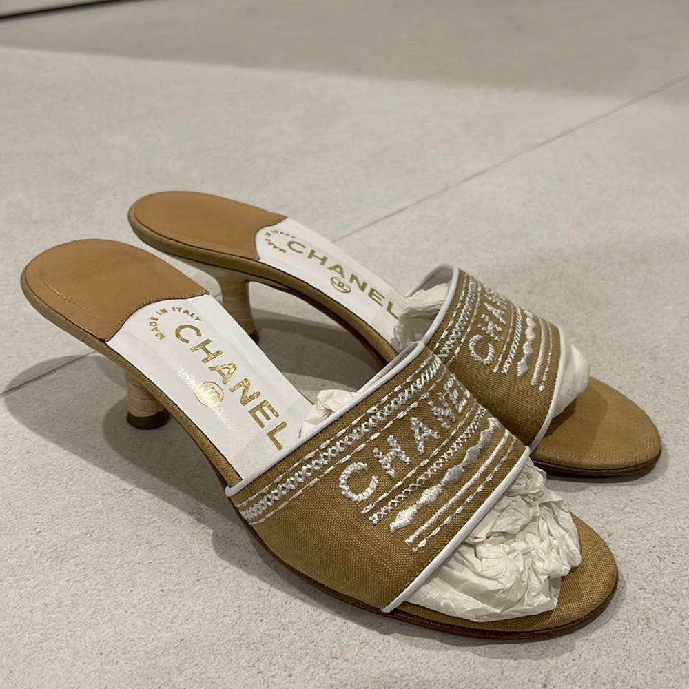 Chanel Slip Sons Size 36